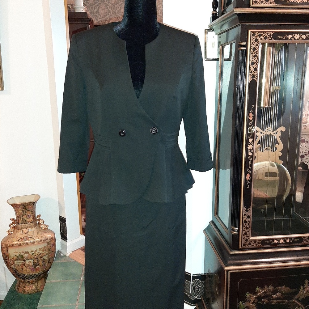 LADY DI, BLACK TIE, or BUSINESS SKIRT SUIT
